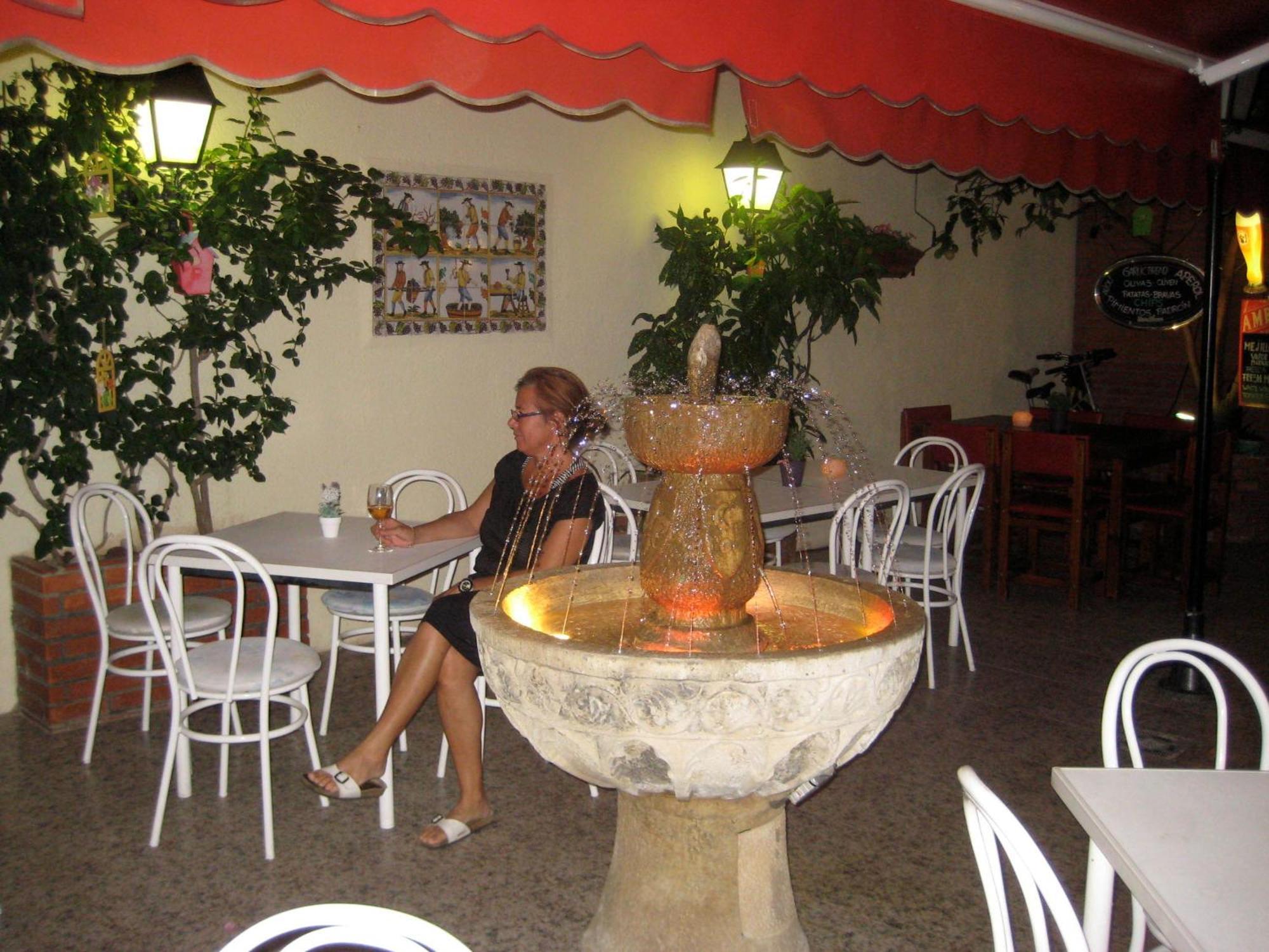 Pension Casa Austria Calella Extérieur photo