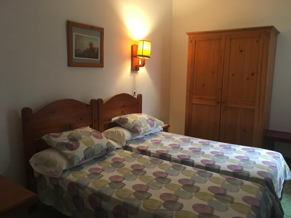 Pension Casa Austria Calella Extérieur photo