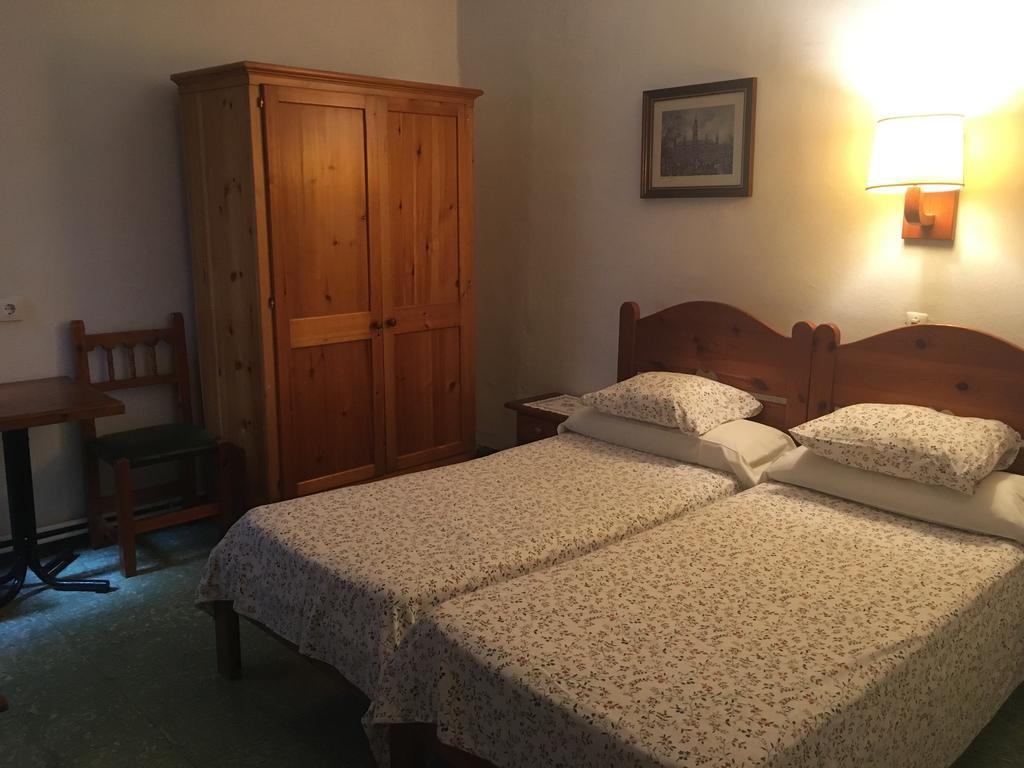 Pension Casa Austria Calella Extérieur photo